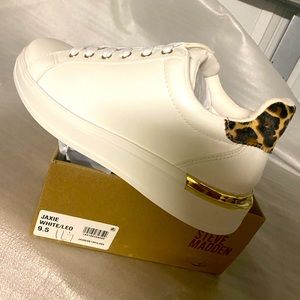 Steve Madden sneakers